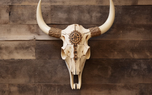Rustic Elegance: Stylish Ideas for Cow Skull Decor