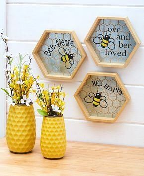 Farmhouse Style Honey Bee Decor  Honey bee decor, Bee decor, Diy farmhouse  decoration