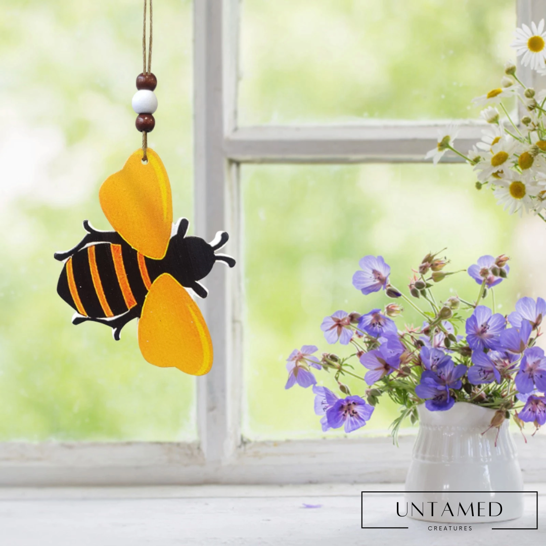 Window Hanging Bee Decoration