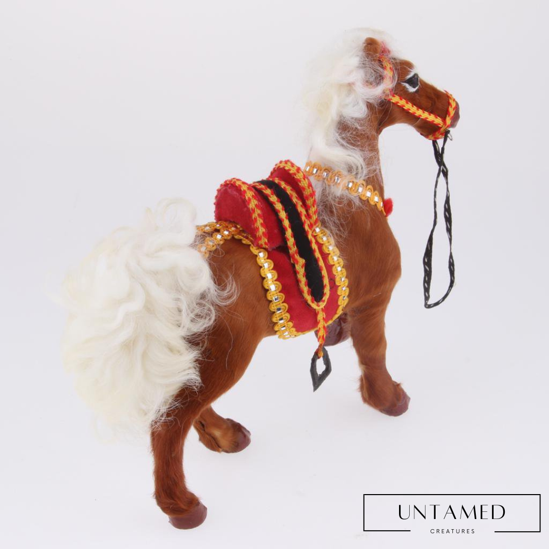 Brown Artificial Feather and Polythene Standing Horse Model Handicraft Decor with White Hair and Tail Garden Decor